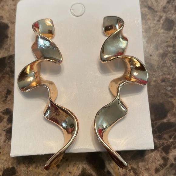 Zara Sierra Drop Gold Earrings - Picture 8 of 12